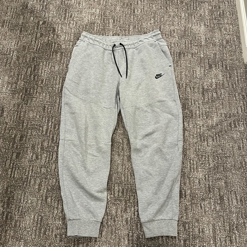 Nike men’s joggers